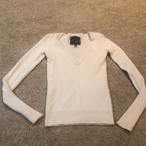 100% Cashmere Abercrombie & Fitch sweater